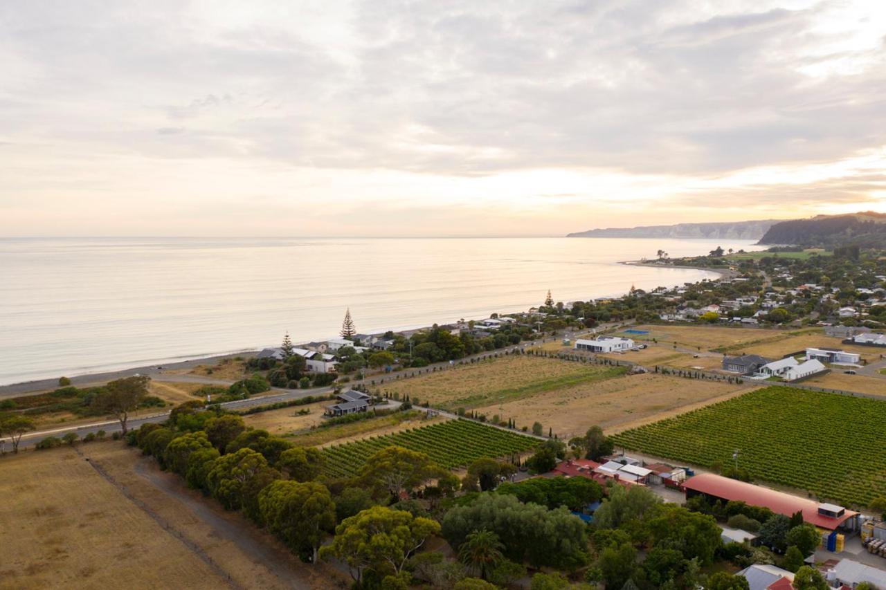 Te Awanga Beach Front Wine Makers Cottage מראה חיצוני תמונה